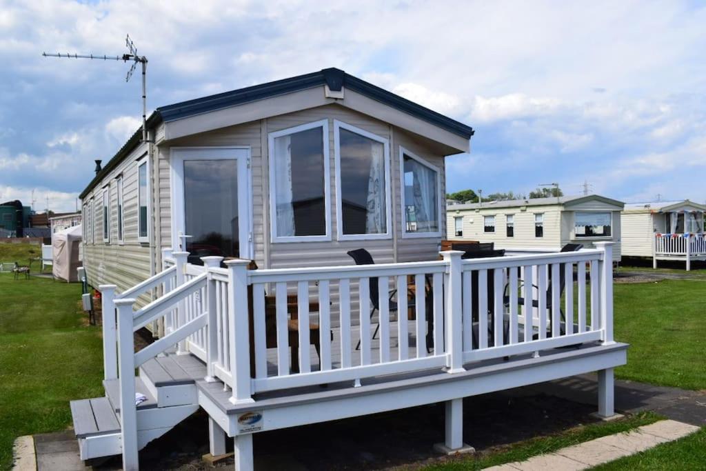Cosy & Modern Private Seaview Caravan North Seaton Exterior photo